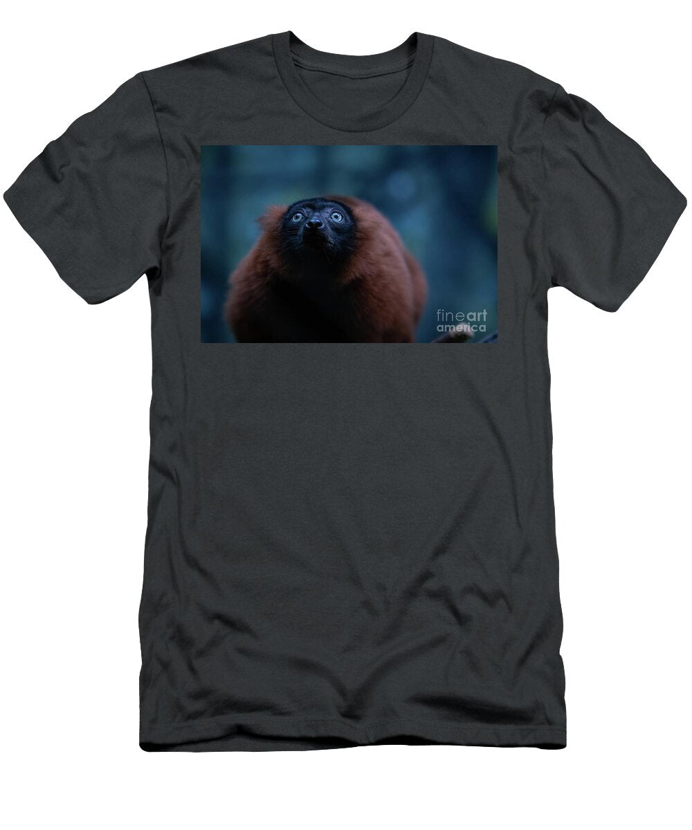 Red Ruffed Lemur Erin Okeefe T-Shirt